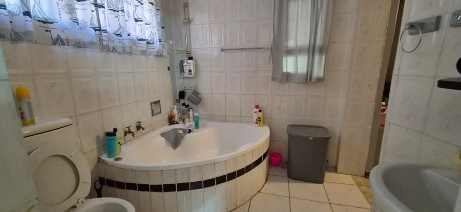 3 Bedroom Property for Sale in Stilfontein Ext 1 North West